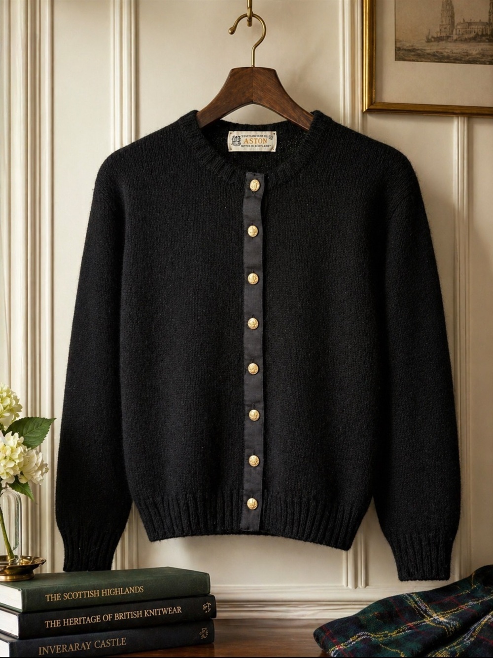 Vintage Aston Scotland Shetland Wool Cardigan Gold Crest Buttons 36